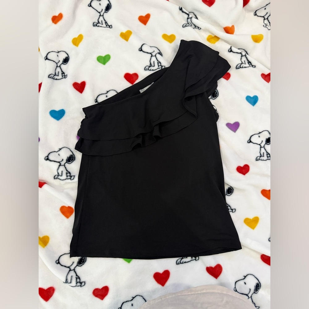 H&M Black One Shoulder Top